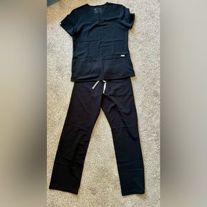 Figs Scrubs Size XS / XS Petite Like New - Black